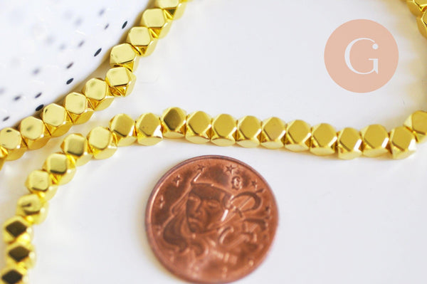 Perle carrée facettes hématite dorée 4mm, fil de 40cm x1 (G6273)