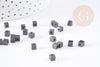 Perle cube hématite de synthèse grise 3mm, fil de 39cm, x1 (G9078)
