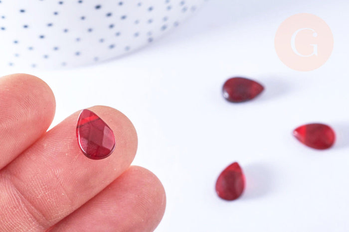 Perle goutte facetté rouge cristal 12x8mm,perle doré cristal, x2 (G6877)