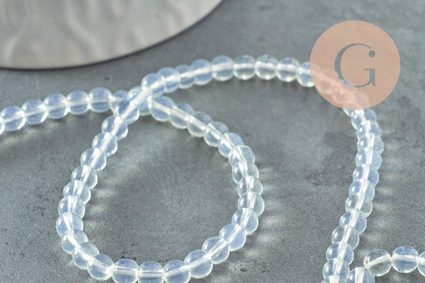 Perle opalite blanche ronde percée 4mm, 1x fil de 39.8cm (G8422)
