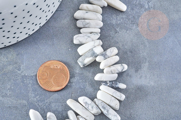 Perle ovale howlite blanche naturelle 13-22mm, x1 le fil 40cm (G8537)