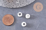 Perle porcelaine blanche lettre alphabet 8.5mm, x1 (G3461)