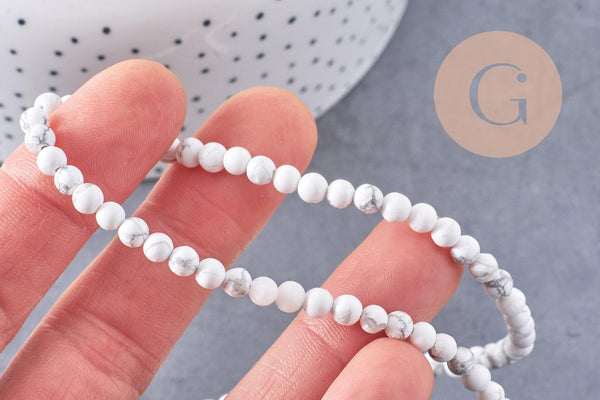 Perle ronde howlite blanche naturelle 4mm, x1 fil de 38cm (G3841)