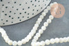 Perle ronde nacre blanche coquillage naturel 4mm, x1 fil de 41 cm (G1724)