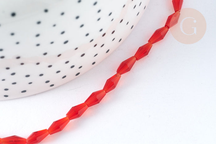 Perles Losanges verre facetté rouge transparent 8x4mm, perle cristal pour création bijoux, x1 fil de 58.4cm (G7343)