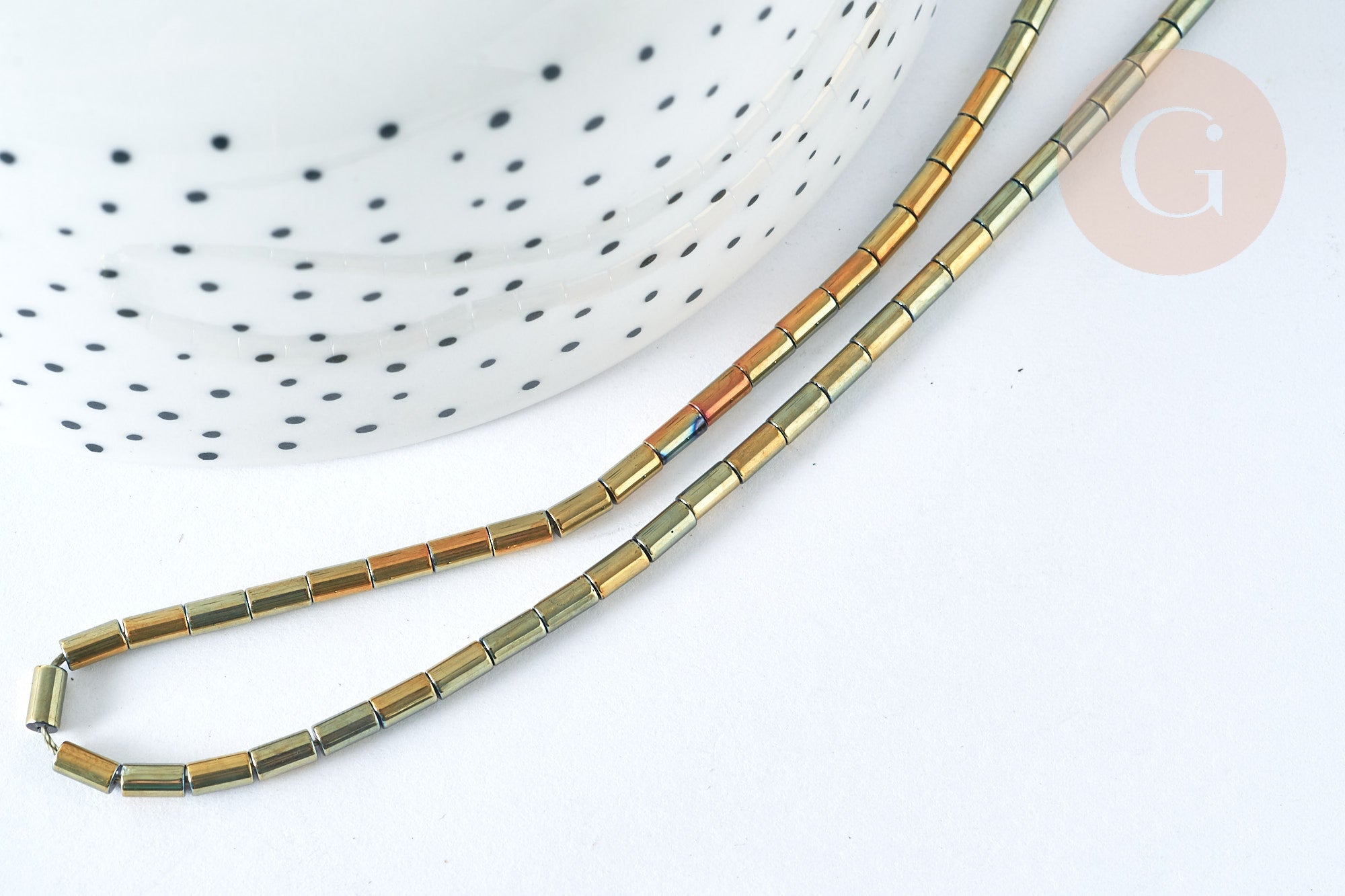 Perles Tube verre gris irisé 4.5x2.5mm,perle tissage et fabrication bijoux, x1 fil de 36cm (G7347)