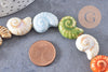 Perles coquillage escargot porcelaine multicolore 20.5mm, x1 fil de 35cm (G10325)