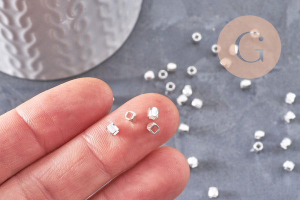 Perles intercalaires facettées laiton argenté ou doré, 3x3mm, x50 (G9906)