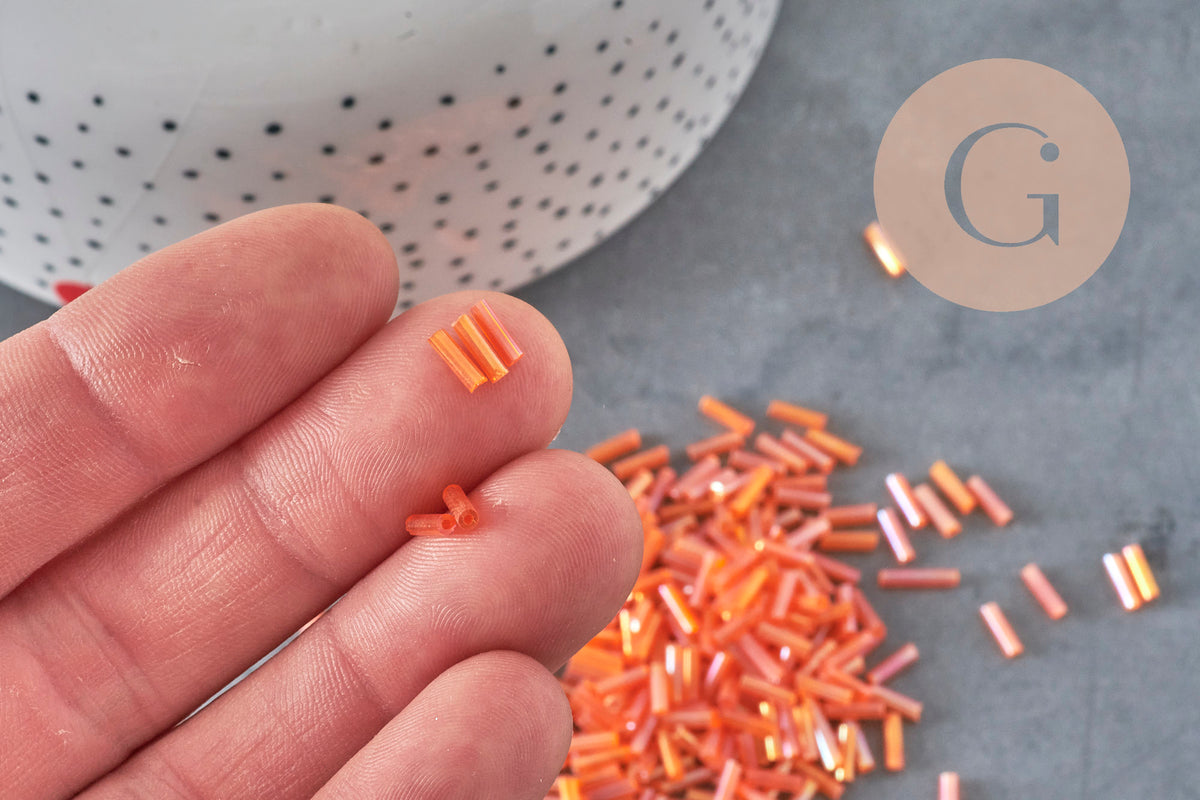 Cuentas de semillas de tubo naranja de 6 mm, x10 g (G2692)