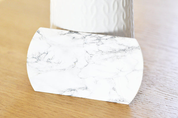 Pochette carton marbré blanc 9.5x5.5cm, x10 G2944