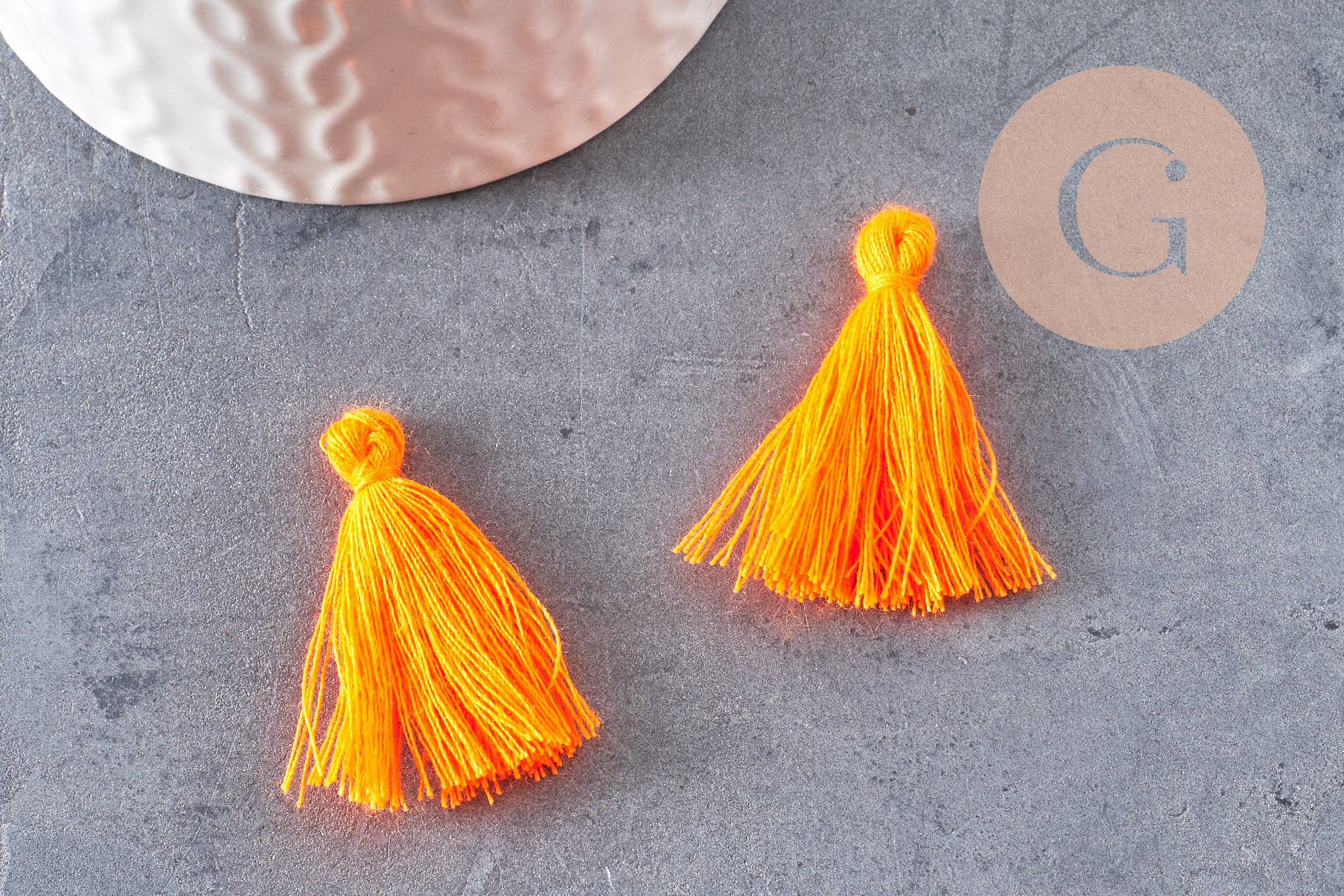 Pompon orange fil coton fluo 28mm, x 5 (G1588)
