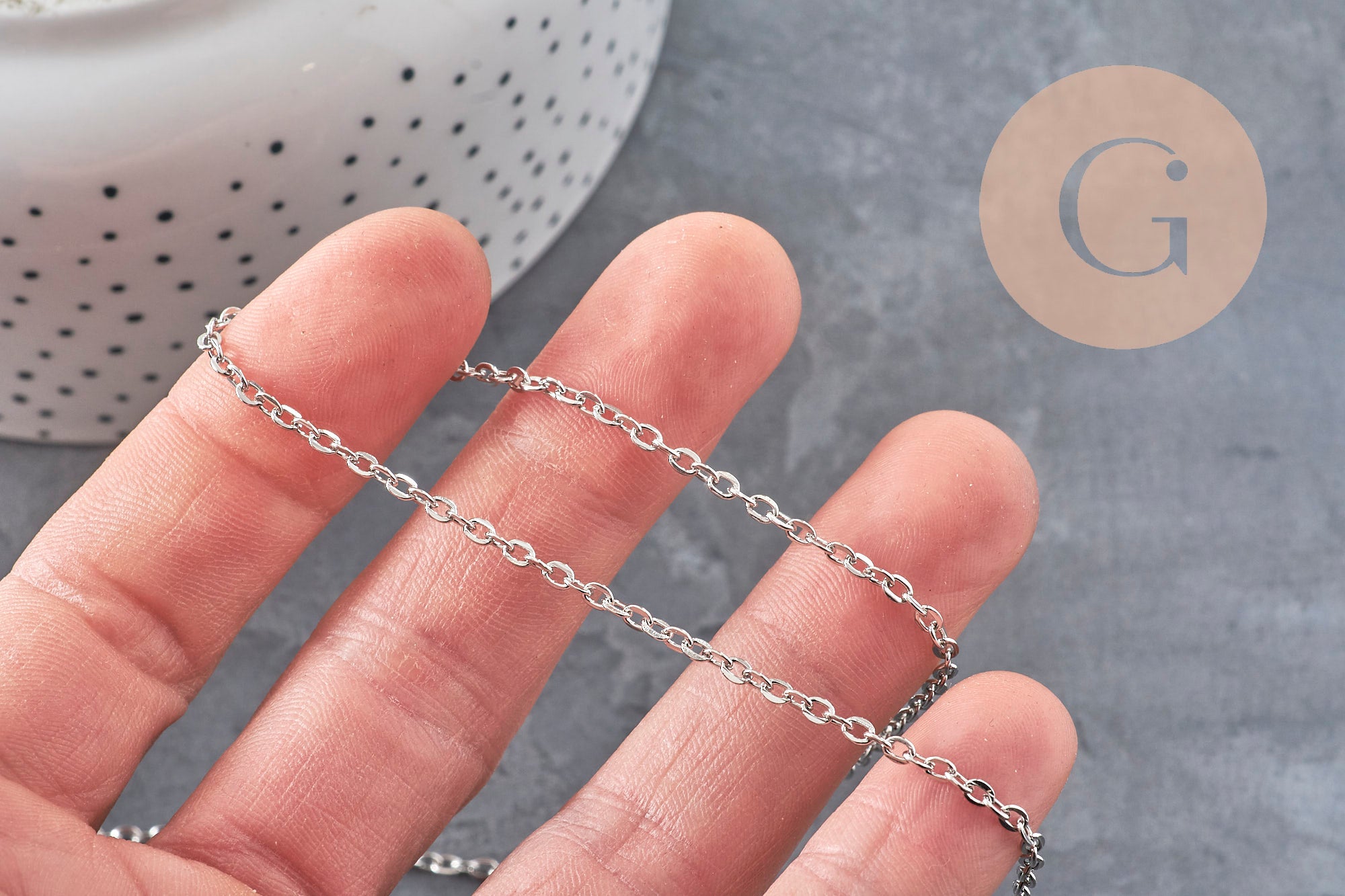 Chaine fine forçat en fer platine 3x2mm, x5 mètres (G5006)