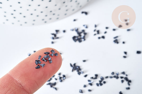 Sable pierre chips quartz bleu foncé 2-7mm non percé, x20gr (G8104)