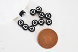 perle ronde coeur blanc plastique noir,perle plastique,perle ronde lettre,création bijoux, x 10Gr (G2490)